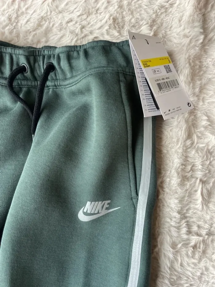 Bas survêtement tech Nike - photo numéro 3