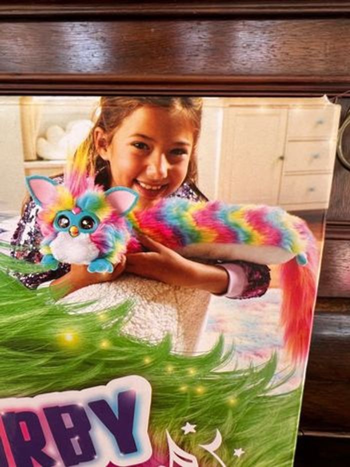 Furby dj arc-en-ciel peluche interactive hasbro dj furby rainbow - photo numéro 6