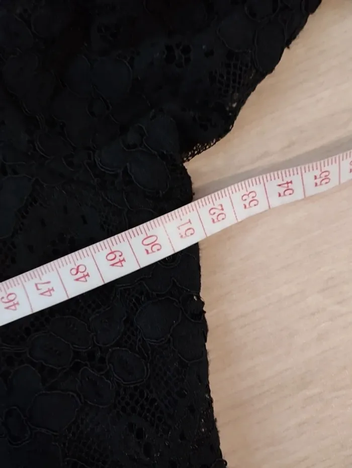 Robe Yumi taille 44 effet dentelle - photo numéro 8