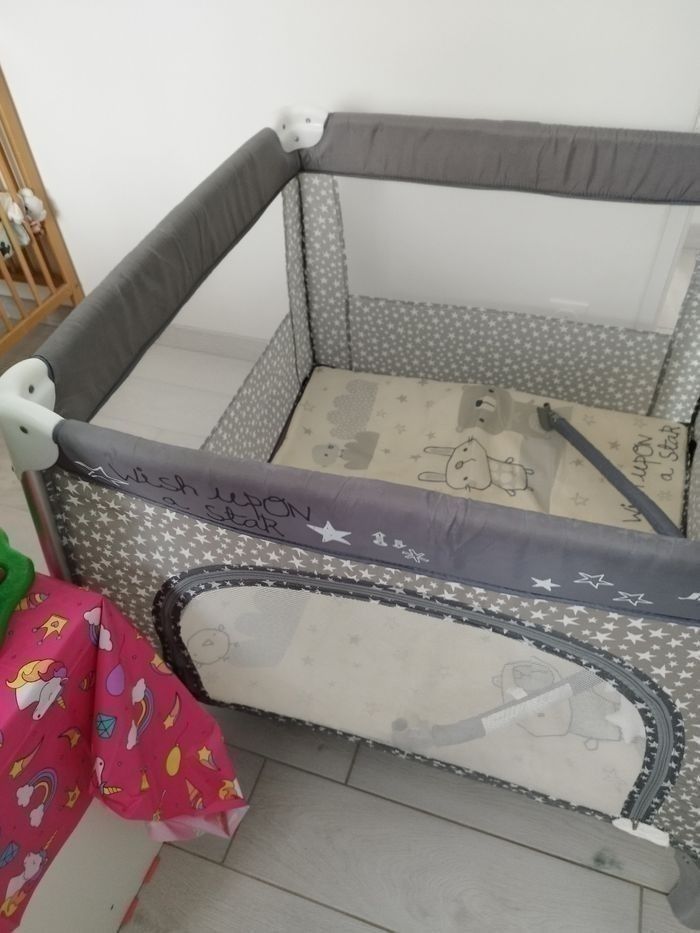 Parc pliable bébé