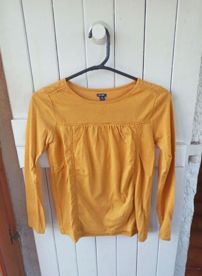 Haut manches longues moutarde Kiabi 12 ans