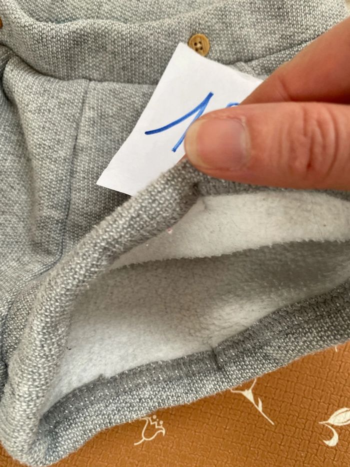 Short gris + pull 18 mois - photo numéro 3