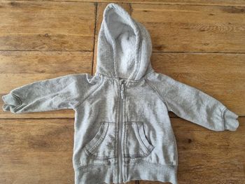 Sweat capuche zipper gris 6 mois H&M