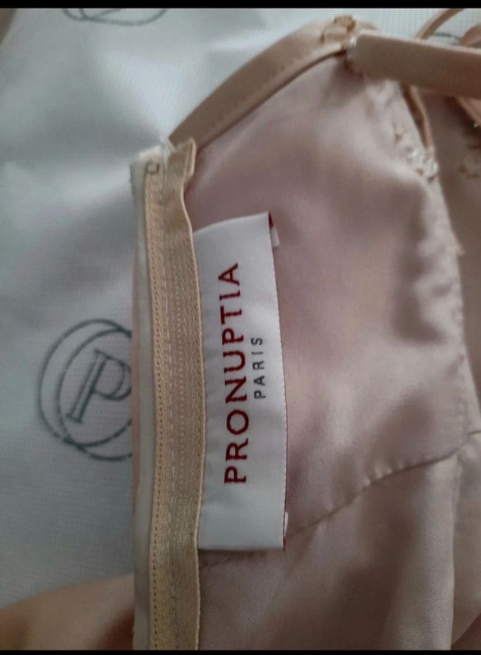 Magnifique robe Pronuptia couleur champagne. - photo numéro 6