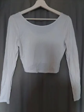 T-shirt blanc manches longues Shein – Taille M – Décolleté dos