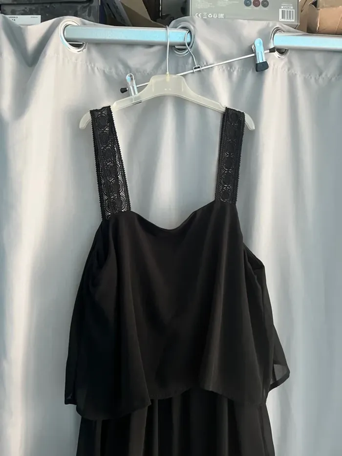 Robe Women only - photo numéro 2