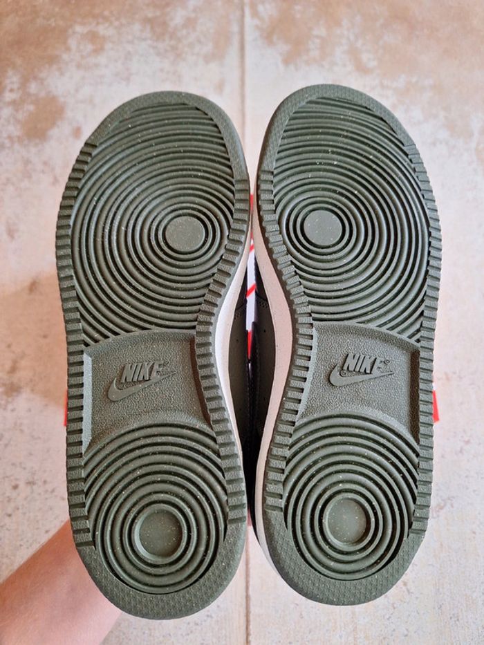 Chaussures Nike - Pointure 39 - photo numéro 5