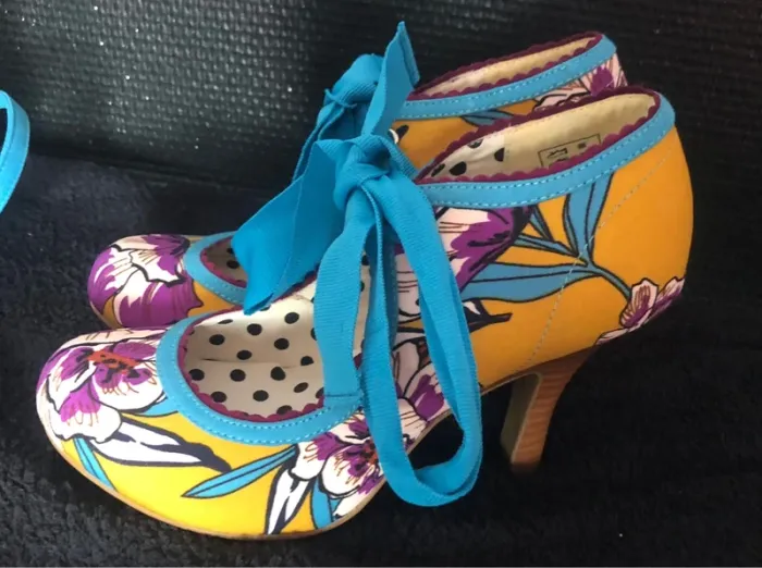 Sac à main et chaussures vintage - photo numéro 3