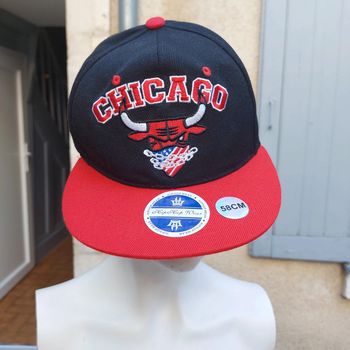Magnifique casquette neuve brodée