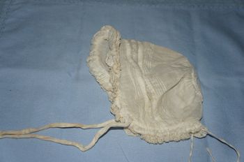 Bonnet bébé ancien