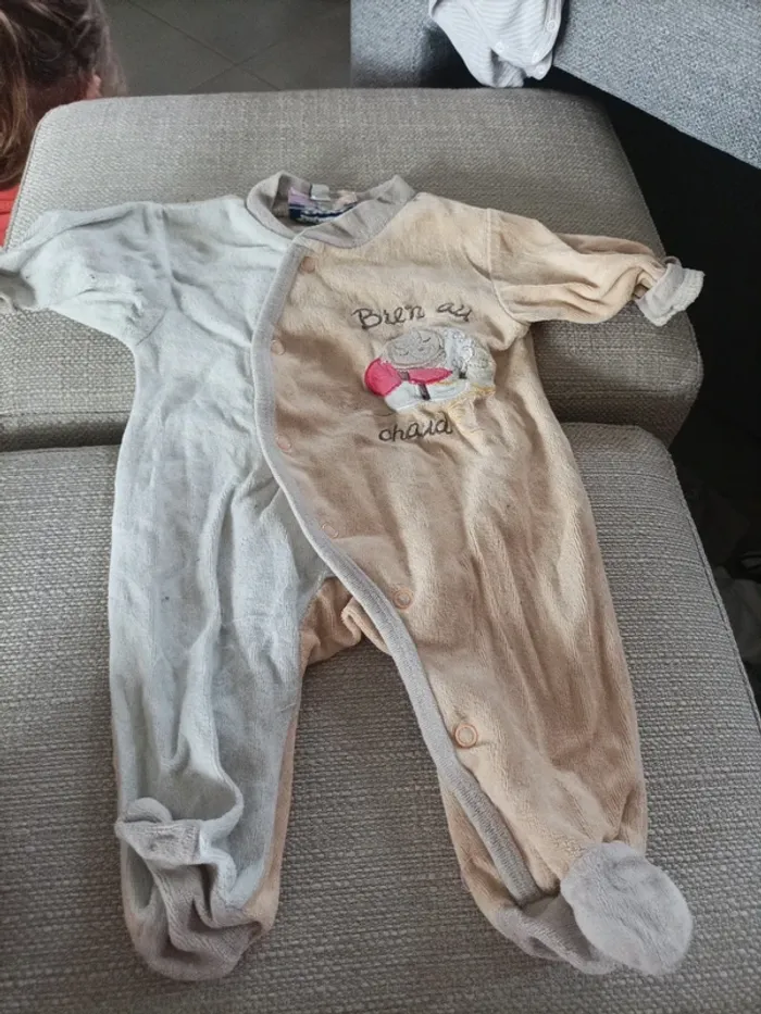 Pyjamas 1 mois