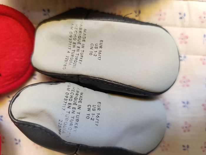 Lot 4 paires de chaussons bébé 16 - photo numéro 7