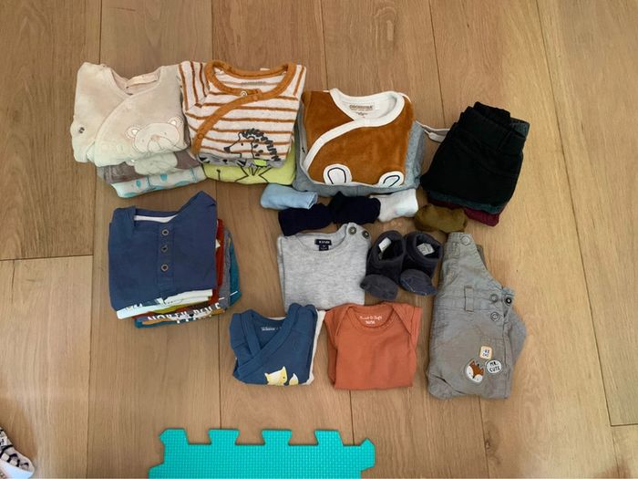 Lot de 30 vêtements 1 mois - photo numéro 5