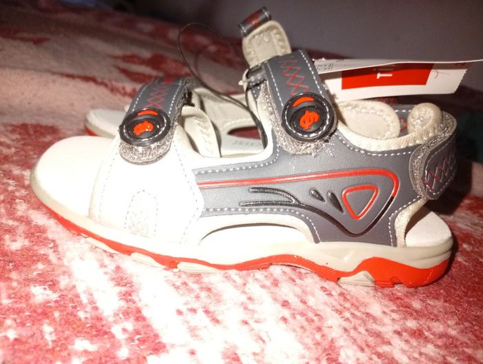 Nu pieds t 28 - photo numéro 5