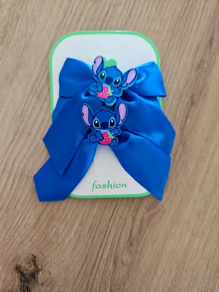 Lot de 2 barrettes Stitch