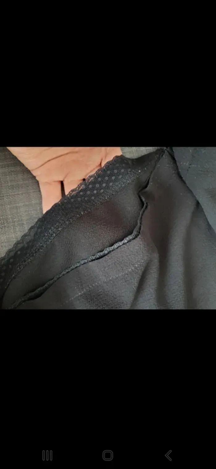 Short court noir - photo numéro 4