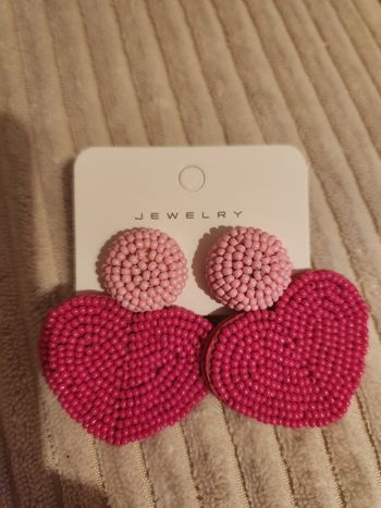 Boucles d oreilles neuves 