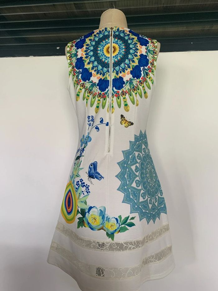 Magnifique robe - photo numéro 11