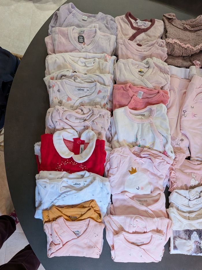 Lot vêtements fille naissance/1 mois - photo numéro 2