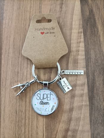 Porte clé Super ATSEM Merci blanc neuf