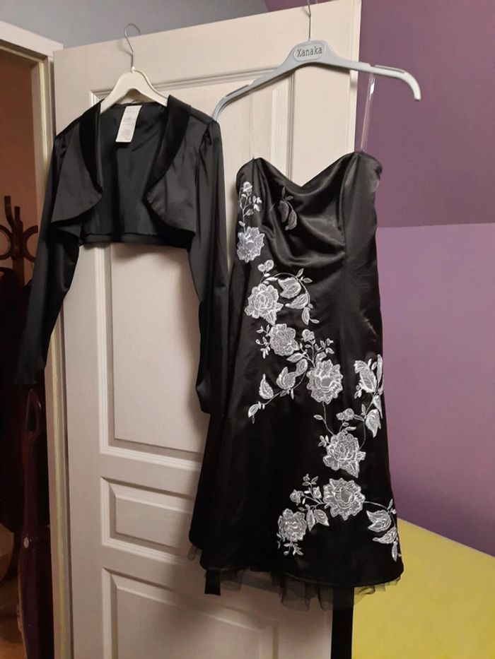 Robe de soirée avec boléro - photo numéro 2