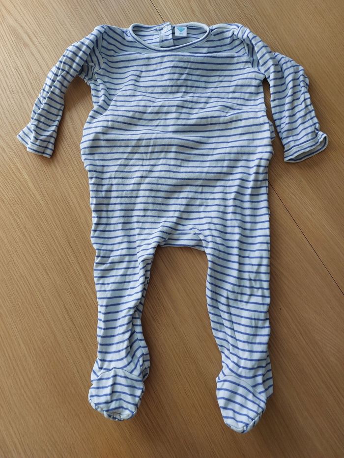 Lot 2 pyjamas 1 pièce été 18m - photo numéro 2