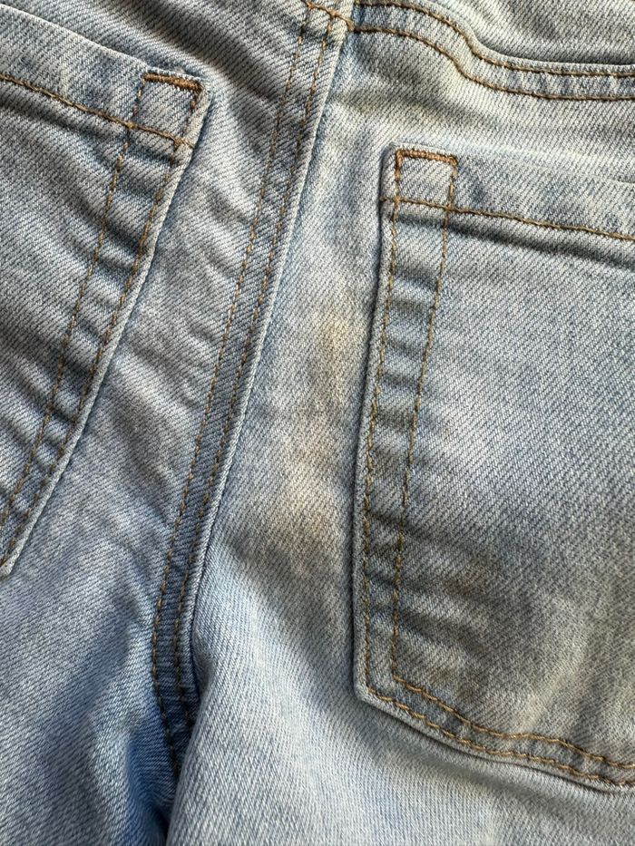 - Jeans Gemo  - 6 ans - Bon état, tache derrière - photo numéro 2