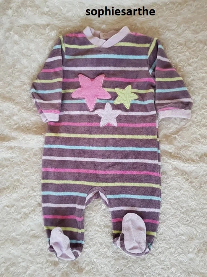 attention je vends à l'unité lot de 5 de pyjamas fille 3 mois velours - photo numéro 3