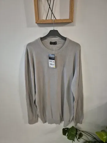 Pull neuf