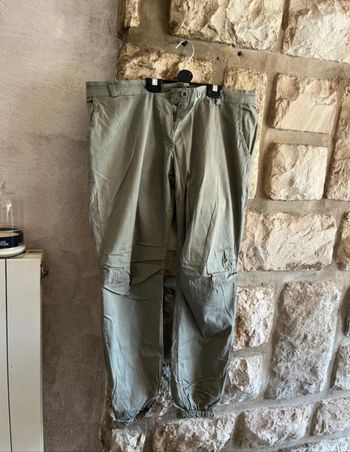 Pantalon femme style cargo