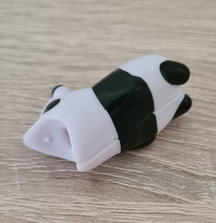 Lot Câble Charge 5 en 1+ 1accroche câble NEUF - photo numéro 8