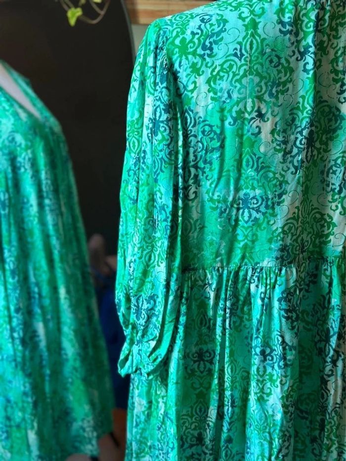 Robe fluide verte à motifs – Banditas from Marseille, taille 36/38 - photo numéro 6