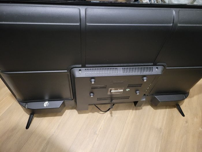 Tv Brandt 102 cm (non smart) deux ports HDMI - photo numéro 9