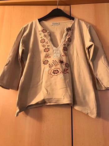Blouse beige