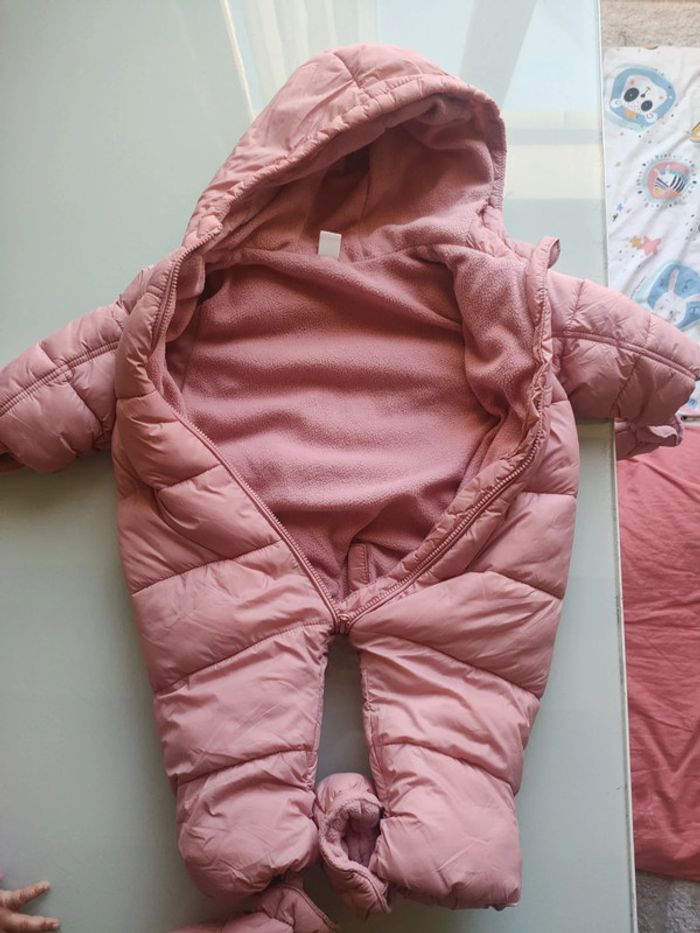 Combinaison chaude bébé 6 mois très bon état - photo numéro 3