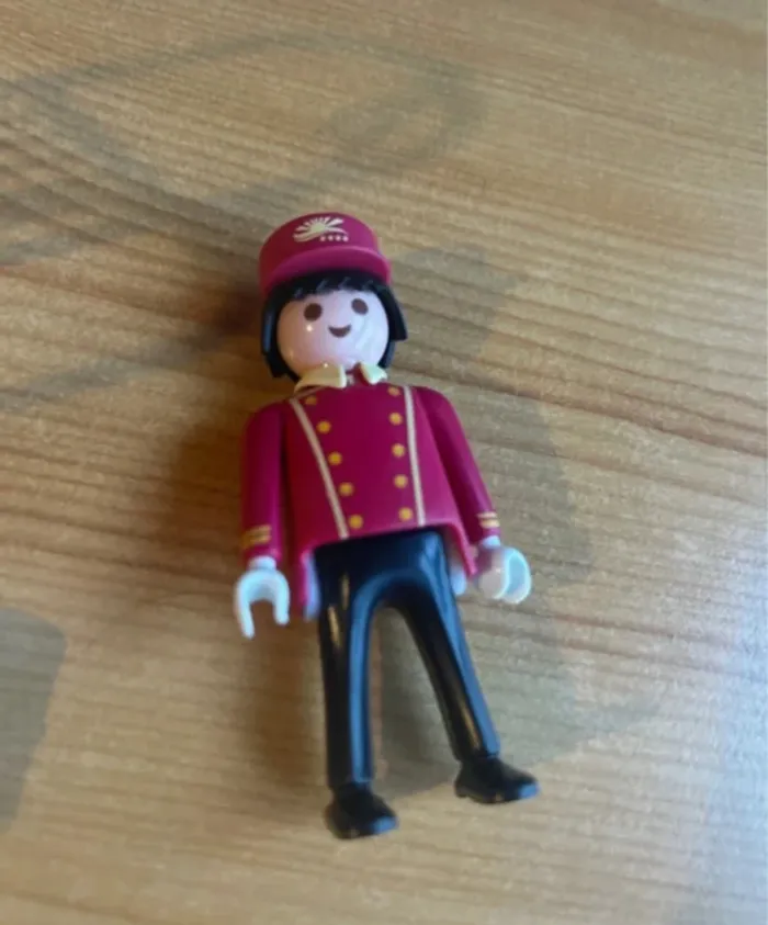 Playmobil bagagiste - photo numéro 2