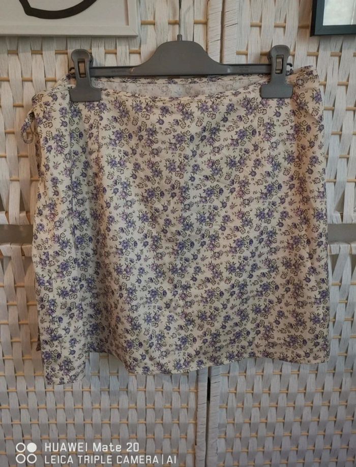 💕Jolie Jupe portefeuille fleurie BZB - femme TL / 40 tendance et féminine 💕 - photo numéro 3