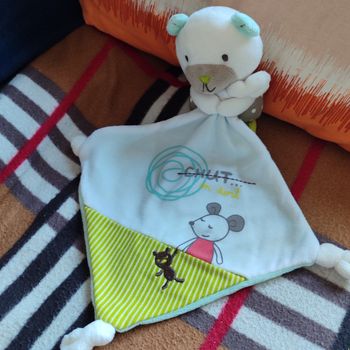 Doudou ourson pommette 