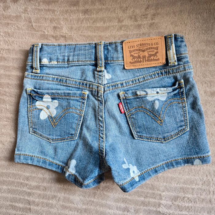 Short fleurs levis - photo numéro 3