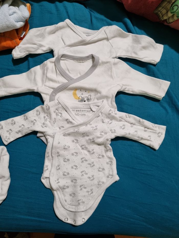 Lot de bodies - photo numéro 3