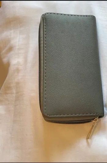 porte-feuille neuf gris foncé 19x10 cm