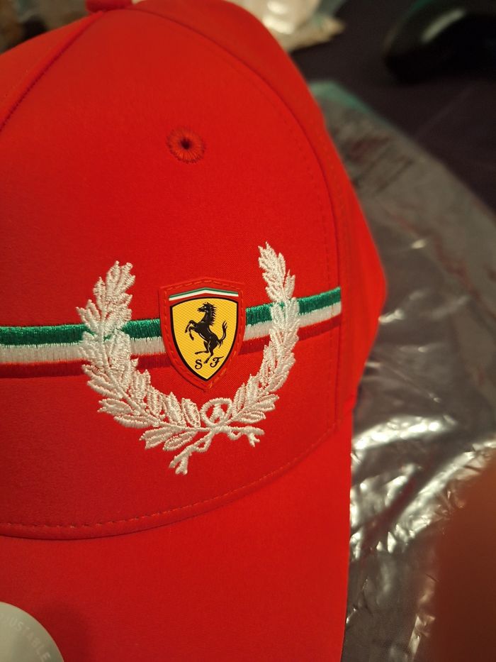 Casquette Ferrari F1 PUMA - photo numéro 2