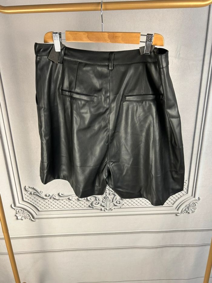 Short en simili Artlove 42 neuf - photo numéro 3