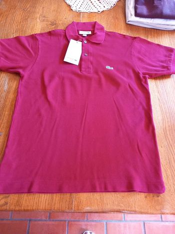 😷polo Neuf T40 Lacoste bordeau