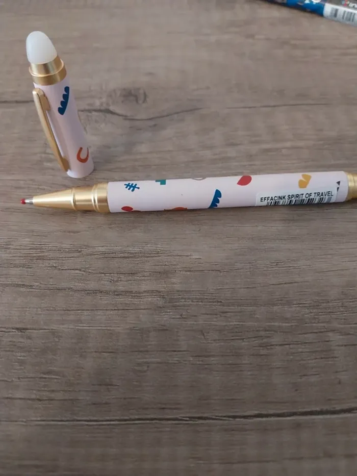 Stylo Rollink Effacable tons clairs