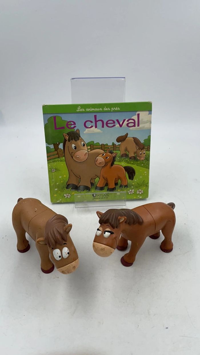 Livre les animaux de la ferme Altaya le cheval + figurines