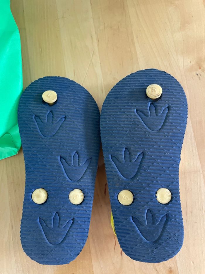 Tongs 26 dpam très bon état - photo numéro 3