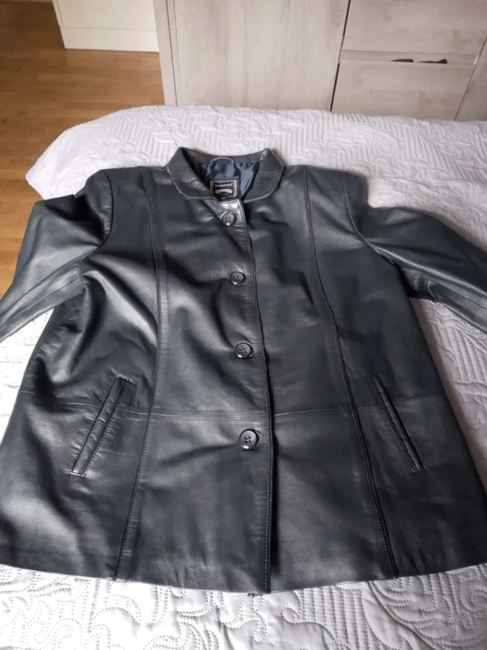 Veste en véritable cuir - photo numéro 2