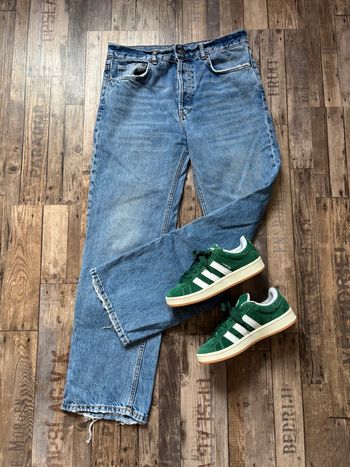 Jeans large Zara taille 36 en parfait état 