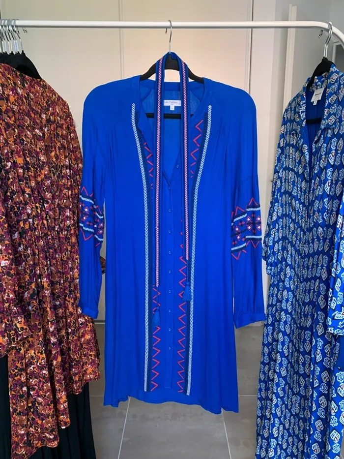 Robe bleu électrique brodée Les Petites taille S neuve - photo numéro 13